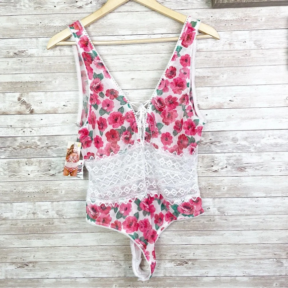 BACI Queen Plus White Mesh Pink Floral and Lace Tie-Up Teddy Lingerie NWT - Picture 6 of 11